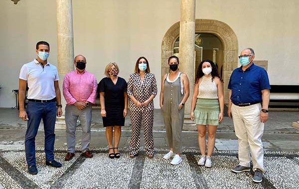 La UGR constituye un grupo de trabajo para avanzar como universidad libre de humo