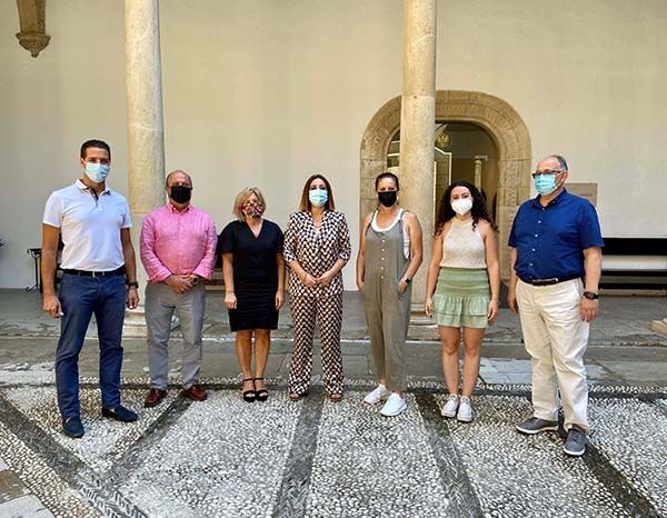 La UGR constituye un grupo de trabajo para avanzar como universidad libre de humo