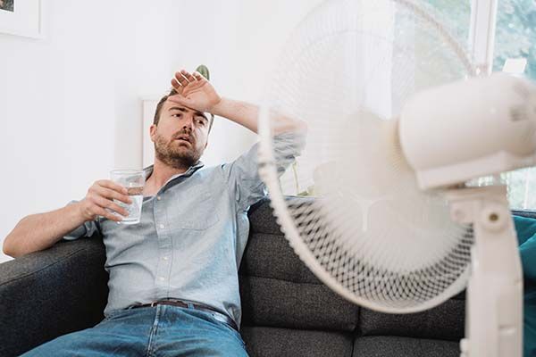 La importancia de protegerse del sol e hidratarse ante las altas temperaturas