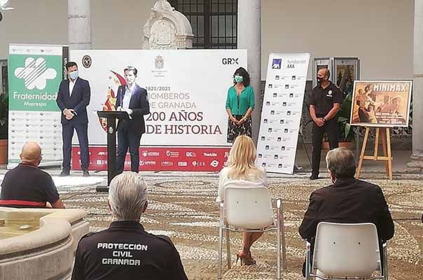 Fraternidad-Muprespa, Fundación AXA y el Ayuntamiento de Granada exponen la muestra “Carteles de Prevención del siglo XX”