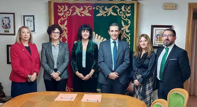 Fraternidad-Muprespa y el Colegio de Graduados Sociales de Alicante estrechan su vínculo y prorrogan su acuerdo para difundir información