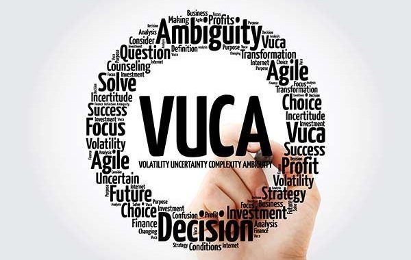 Liderazgo en tiempo de crisis en un entorno VUCA