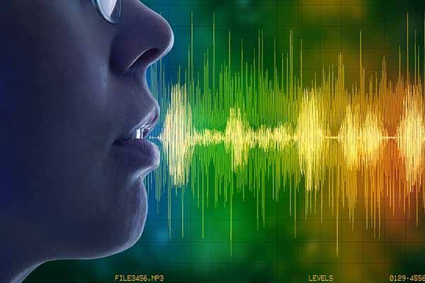Disfonía psicógena; características clínicas y biomecánicas