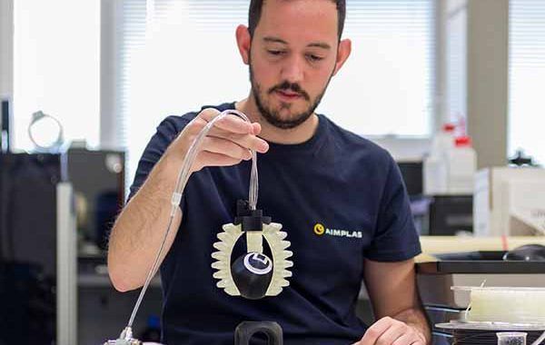 AIMPLAS crea una ‘garra’ robot para facilitar la rehabilitación de lesiones musculoesqueléticas