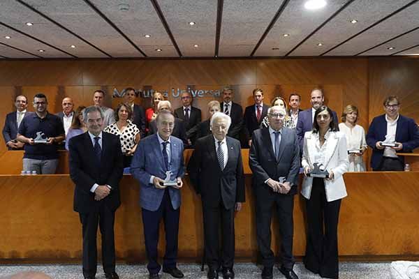 Mutua Universal distingue a 36 empresas asociadas por la confianza depositada durante más de 50 años