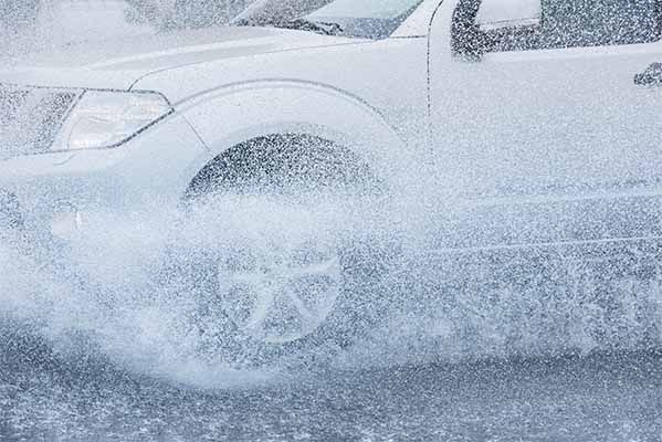 PrevenConsejo: Conducir durante una tormenta
