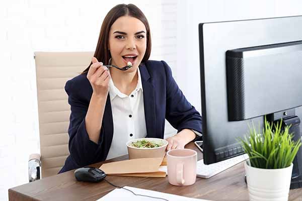 La importancia del bienestar laboral en el campo de la alimentación del trabajador