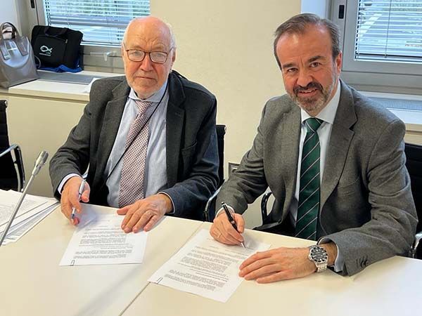 Cepesca y Vítaly firman un convenio para impulsar la salud laboral de las tripulaciones de la flota pesquera española