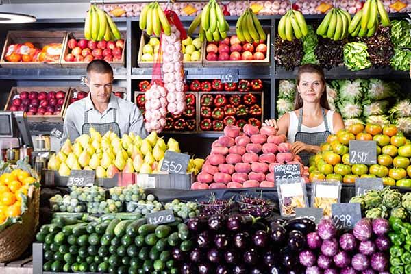 Evaluación de riesgos asociados a la carga física en el sector comercio-alimentación