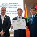 Pedro Guerrero recibe la Medalla de Oro al Mérito Profesional del CGRICT