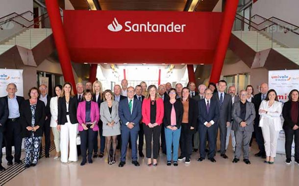 Banco Santander asume la presidencia de Umivale Activa