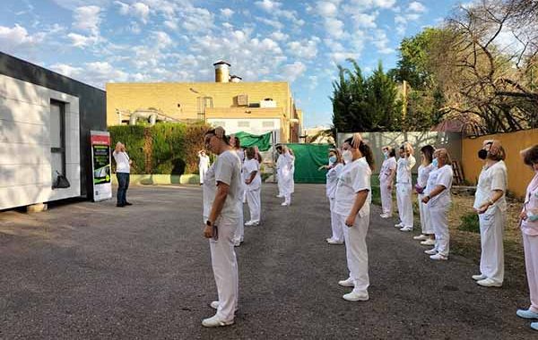 El Hospital Reina Sofía de Córdoba implanta un programa para promocionar la salud entre sus trabajadores