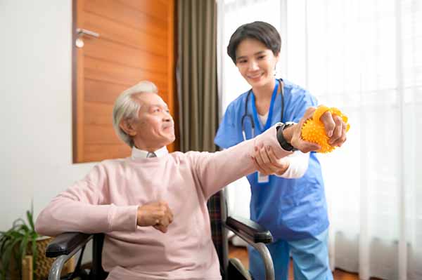 Evaluación ergonómica en el puesto de gerocultor en una residencia de personas mayores