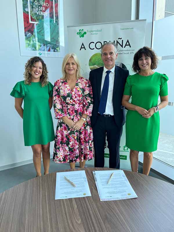 Fraternidad-Muprespa firma un acuerdo de colaboración con el Colegio Oficial de Graduados Sociales de A Coruña y Ourense