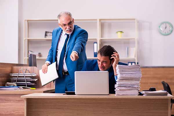 La violencia interna en el trabajo y su gestión