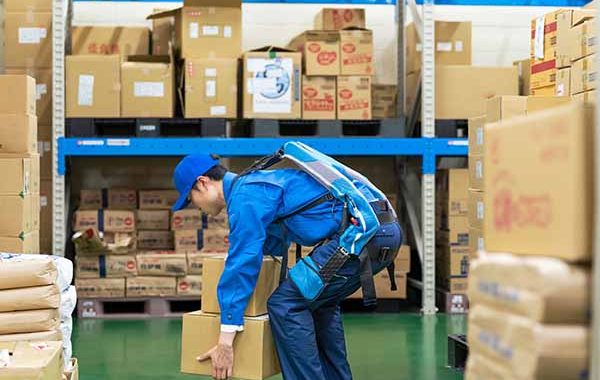 IBV avanza en la mejora de las condiciones de los puestos de trabajo con exoesqueletos y herramientas de monitorización basadas en IA