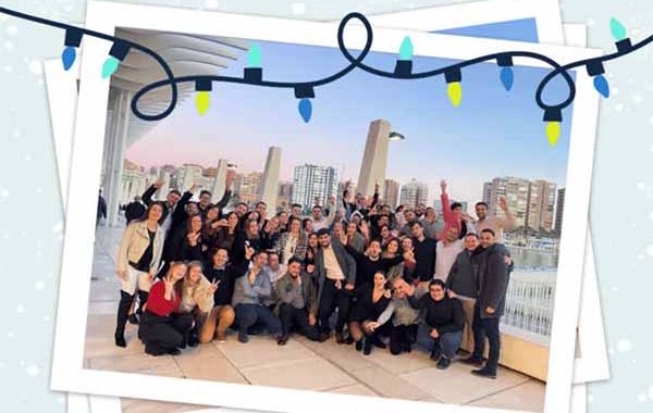 FELICES FIESTAS de parte de todo el equipo de MetaData S.L 🎄💙
