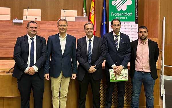 Fraternidad-Muprespa participa en Almería en una jornada sobre seguridad vial laboral