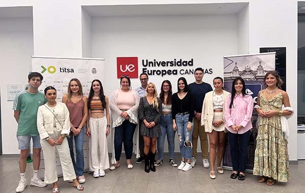 Estudiantes de la Universidad Europea de Canarias promueven empresas y personas seguras