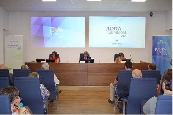 Unión de Mutuas celebra su Junta General con un incremento de ingresos del 5,5%, superando los 339 millones de euros y aportando 4 millones al sistema de Seguridad Social