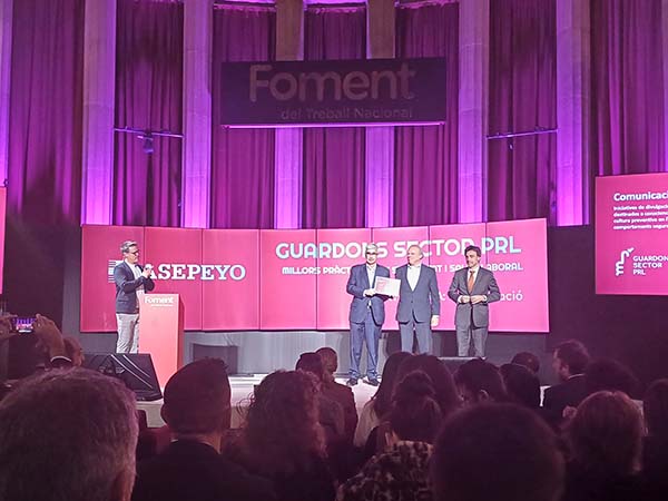 Asepeyo premio comunicación en los galardones de Foment del Treball