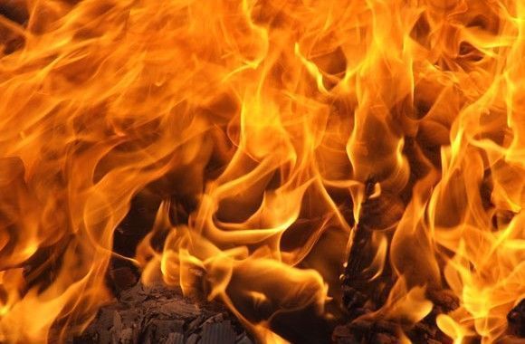 ¿Cómo actuar si un incendio te pilla conduciendo?